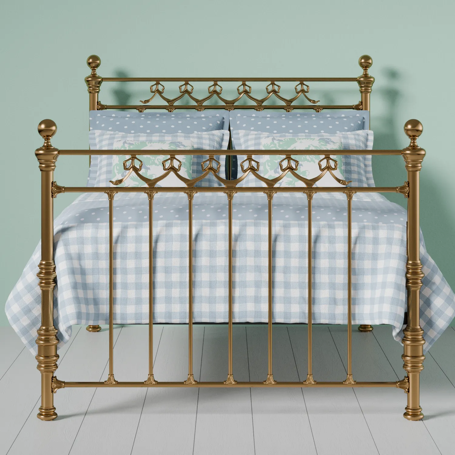 Braemore brass bed