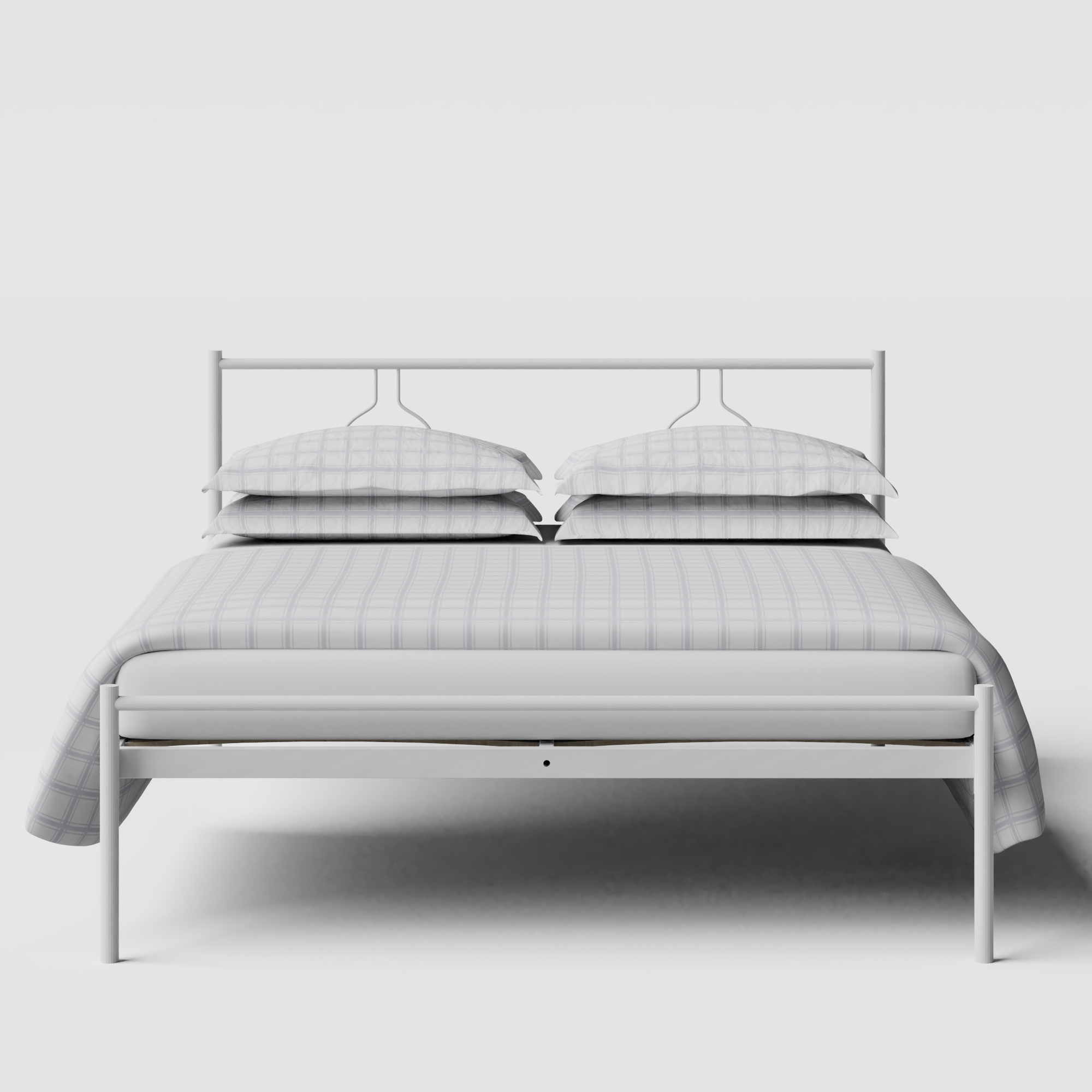 Meiji cama de metal en blanco