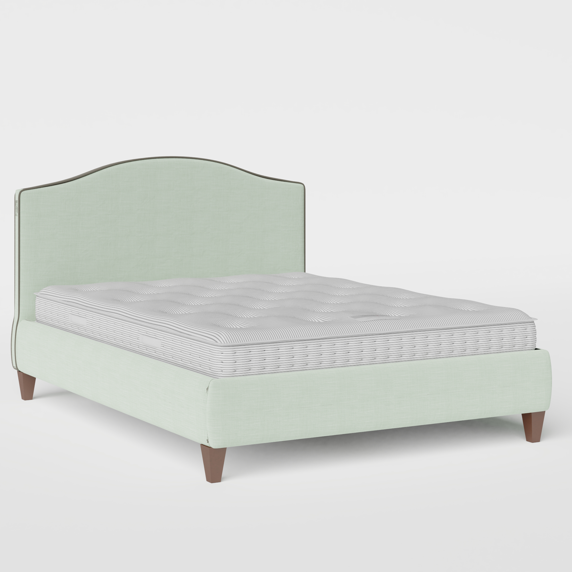 Daniella with Piping stoffen bed in duckegg