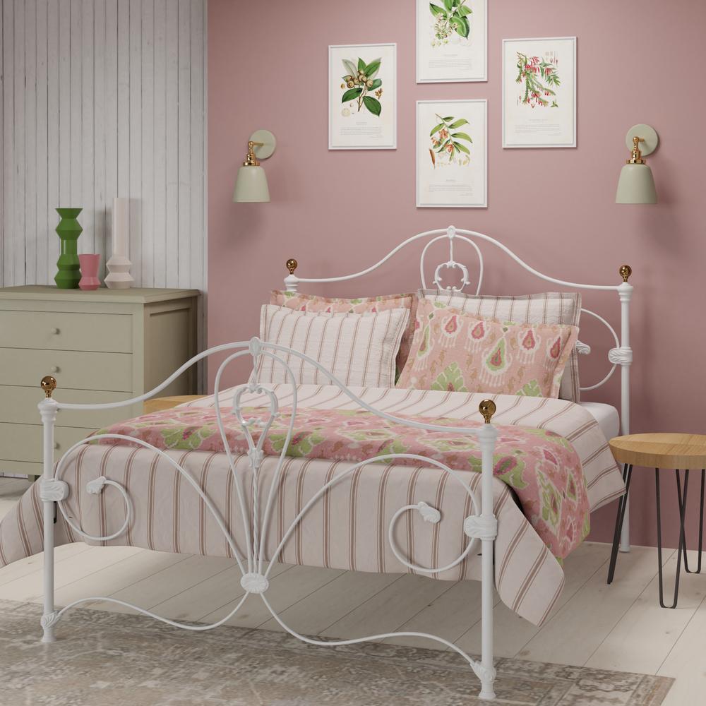 Melrose iron bed