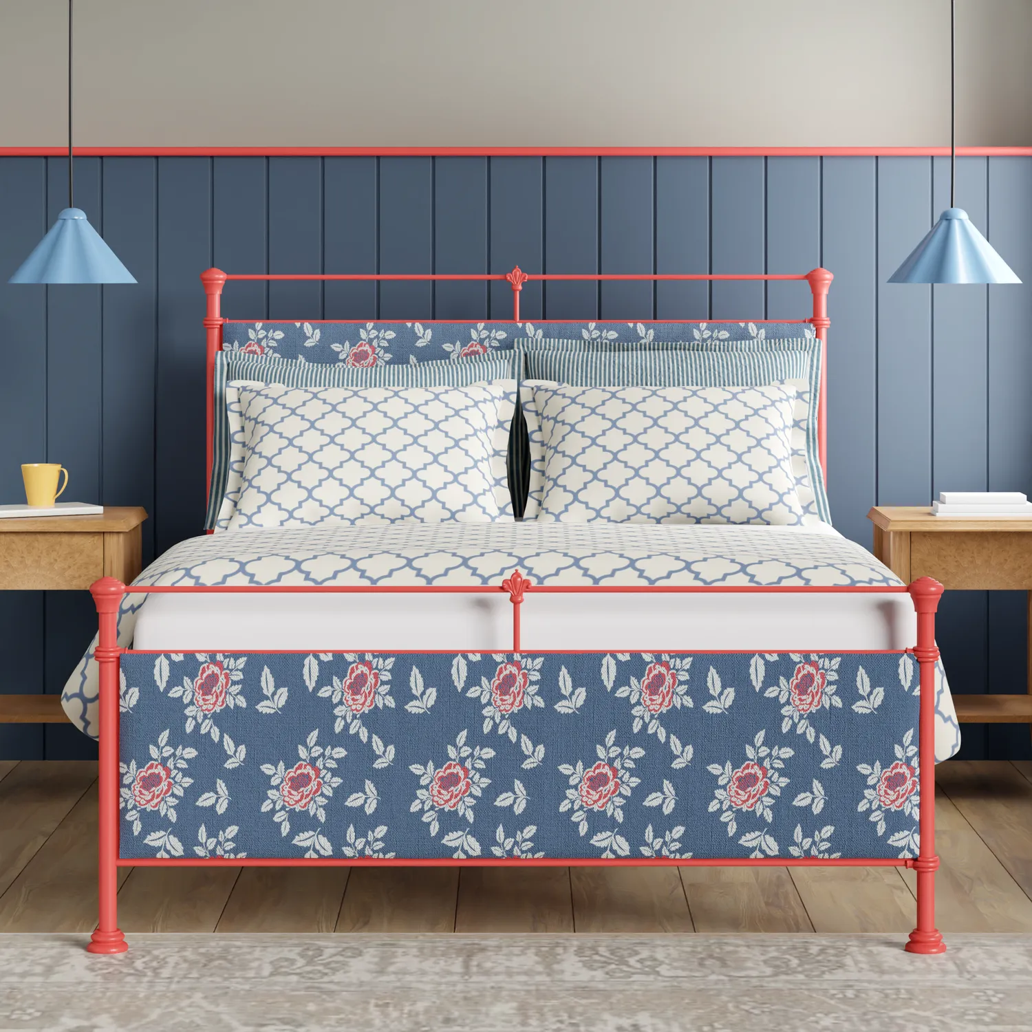 Nancy iron bed - Image bold and bright bedroom