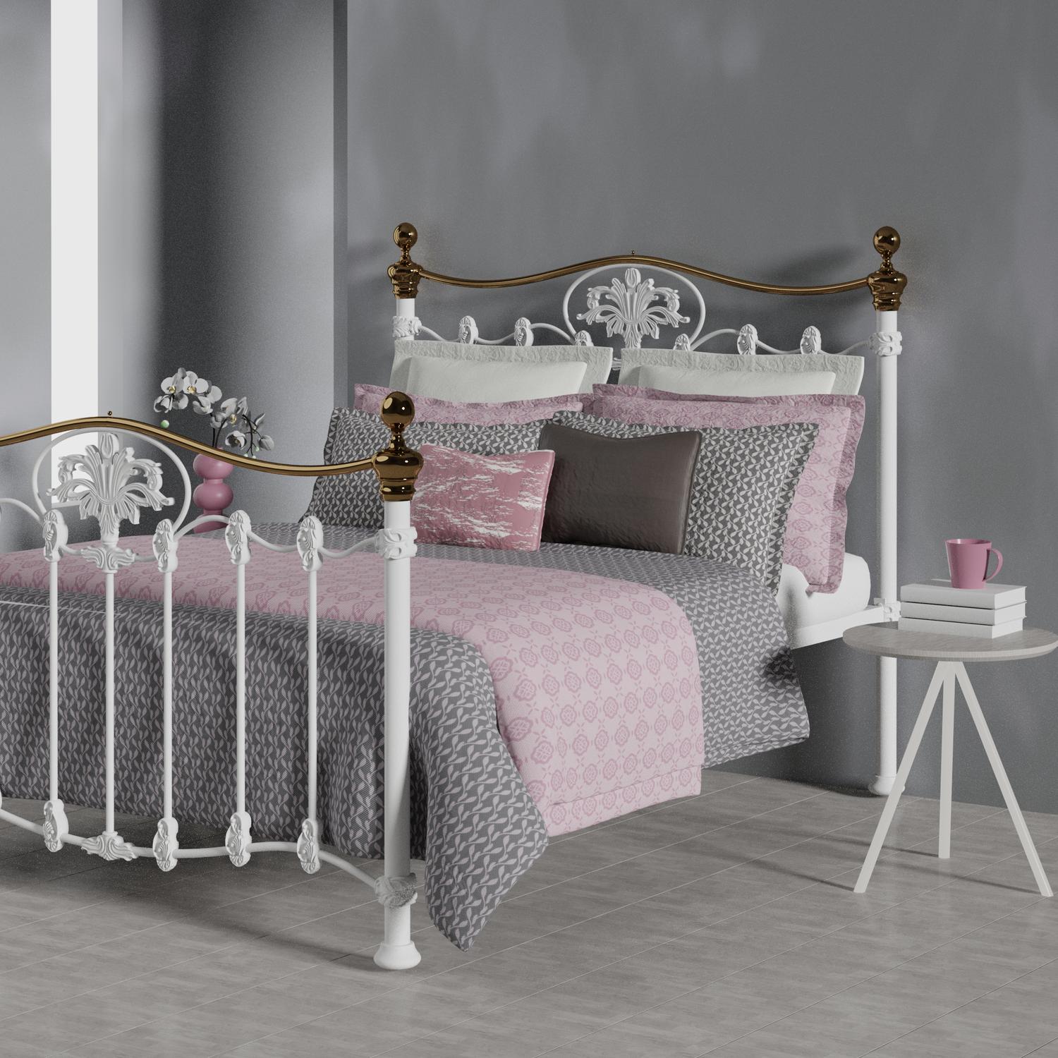 Camolin iron bed - Image grey white