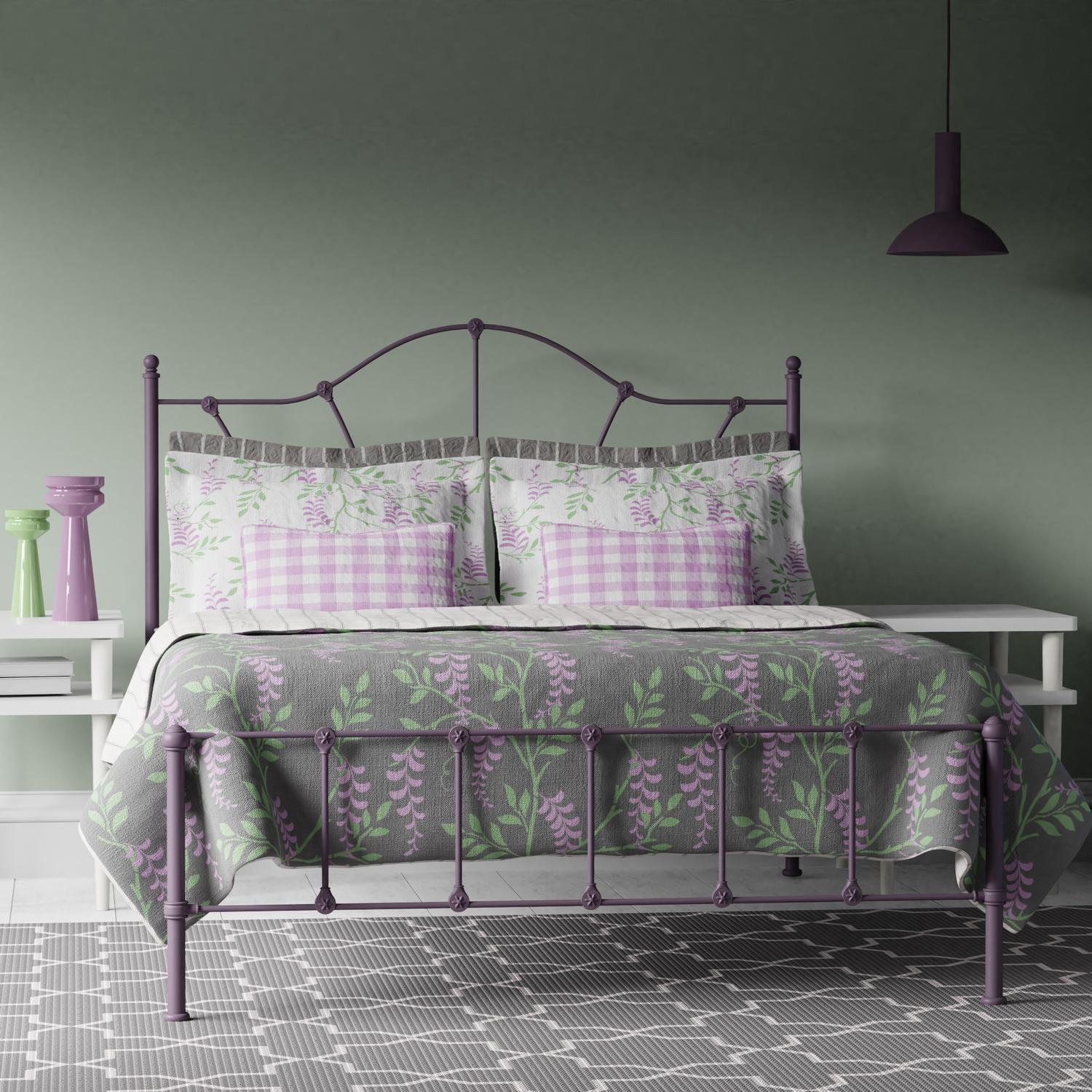 Claudia iron bed - Image lilac