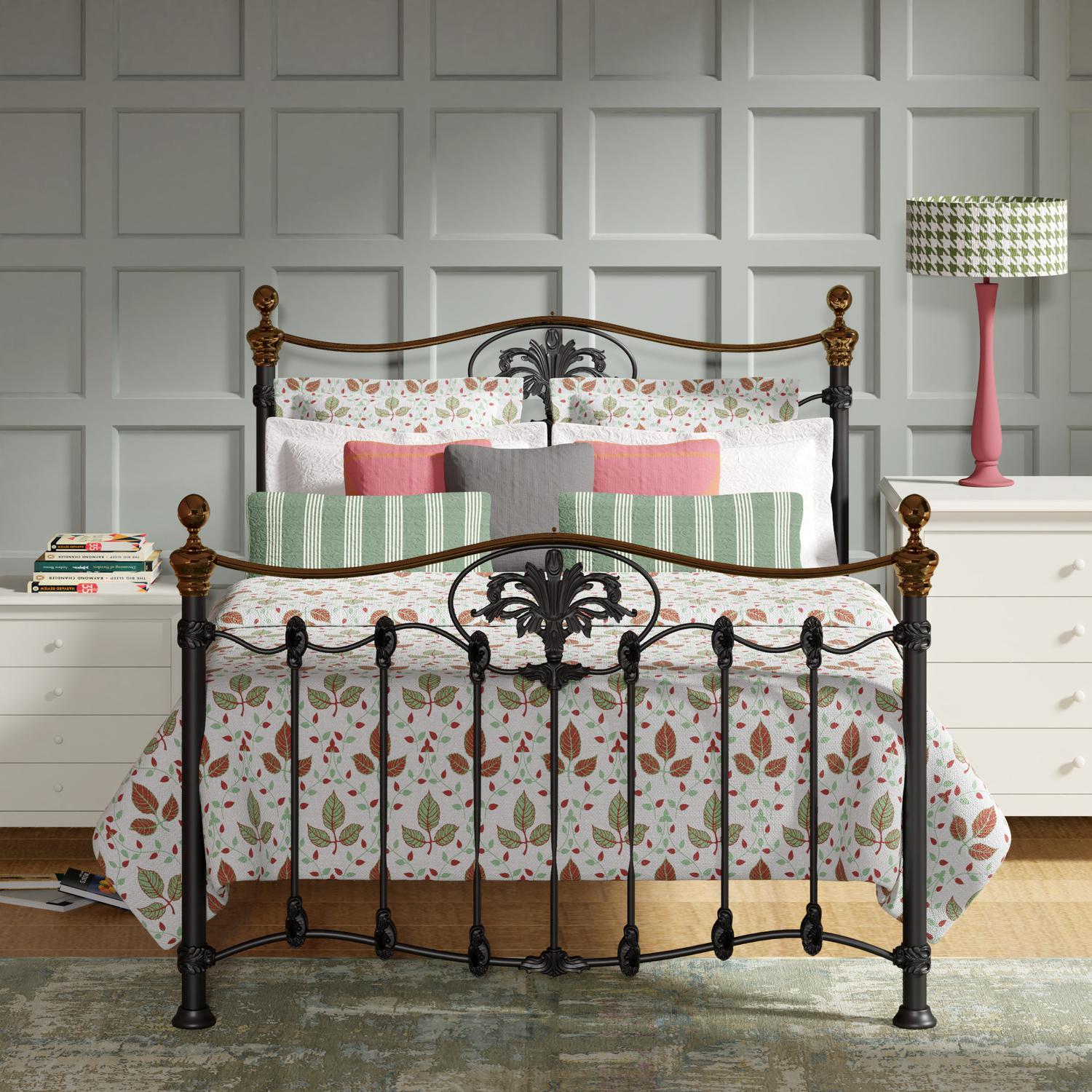 Camolin iron bed - Image 6