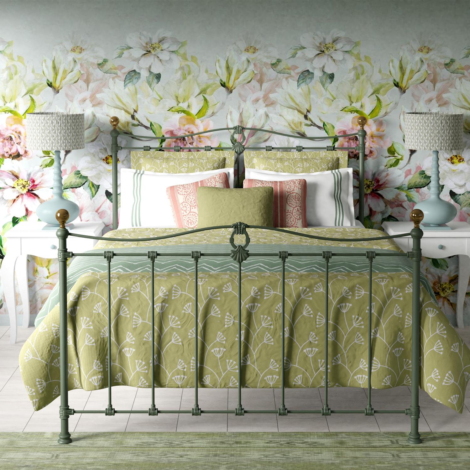 Tulsk iron bed - Image green