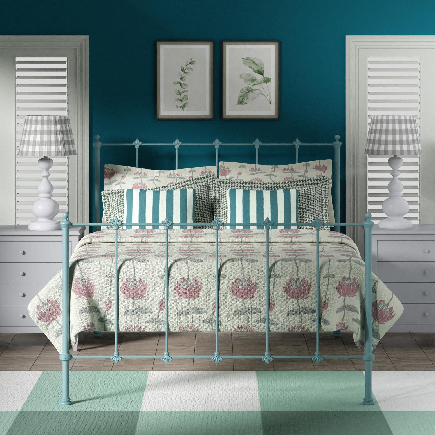 Paris iron bed - Teal and grey bedroom