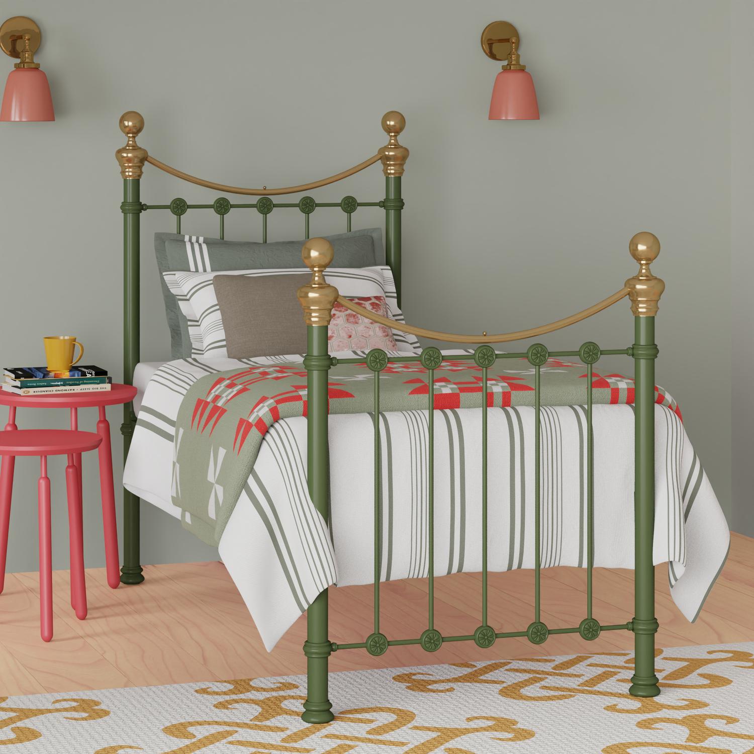 Selkirk iron bed in Green - Image green, pink and gold bedroom
