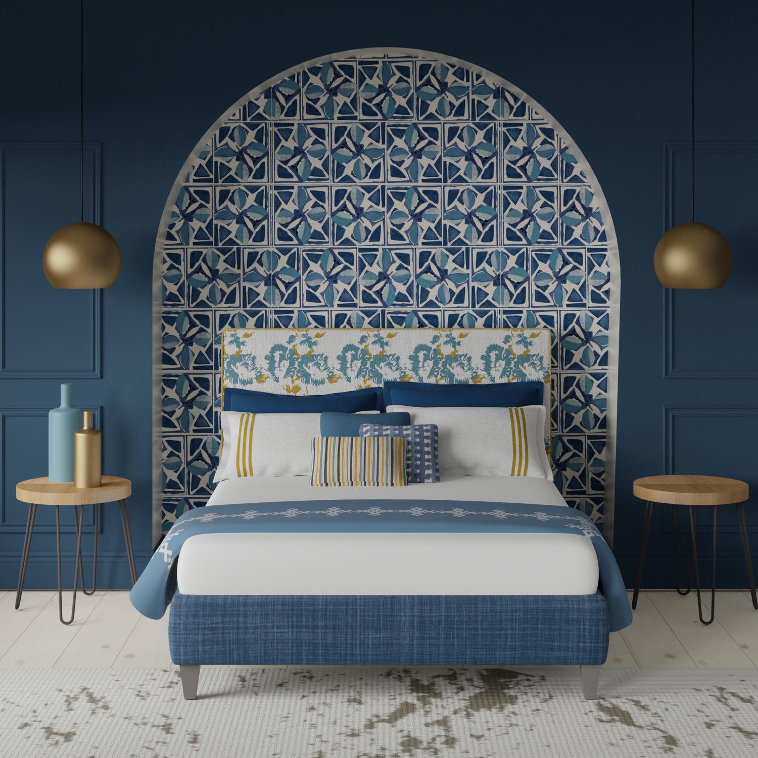Yushan upholstered bed - Image blue gold