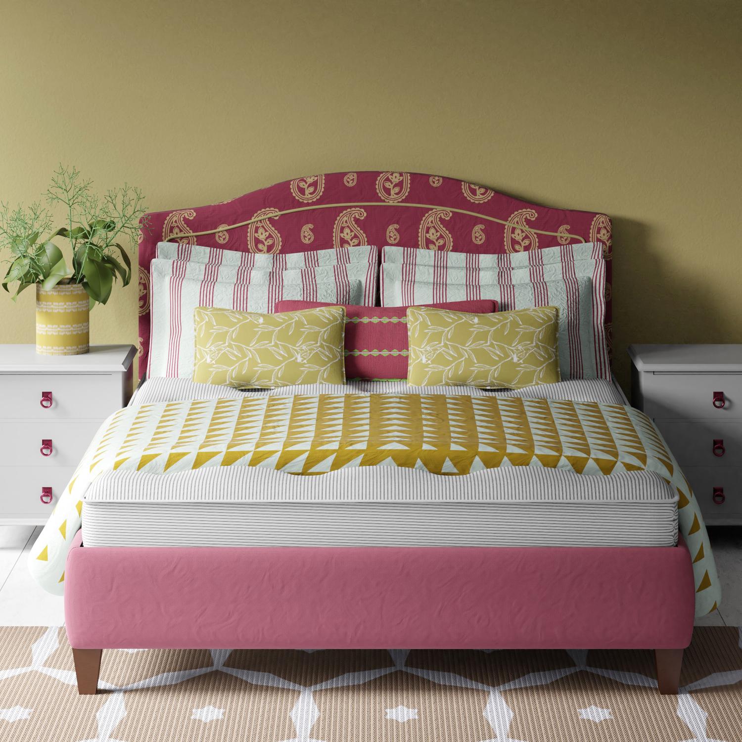 Daniella upholstered bed - Image pink yellow