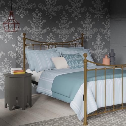 Kendal brass bed - Image 2 - Thumbnail