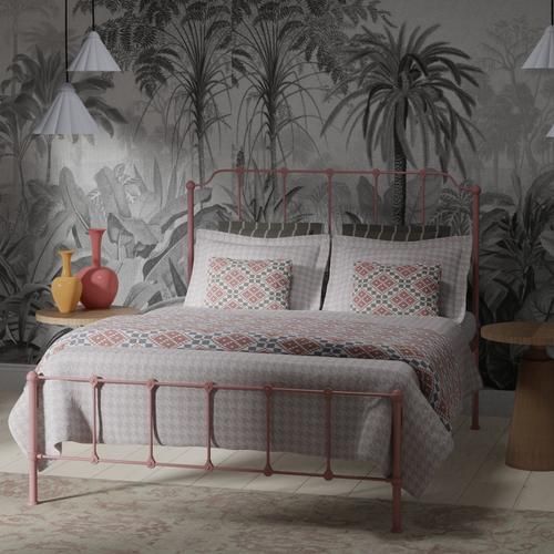 Julia iron bed - Image 2 - Thumbnail