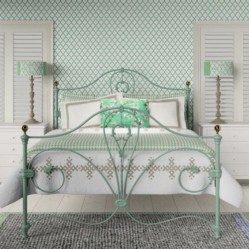 Melrose iron bed - Image green white - Thumbnail
