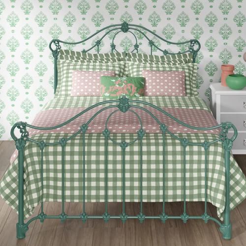Alva iron bed frame - Image green and white bedroom - Thumbnail